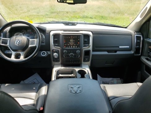 Used 2017 RAM 1500 Laramie w/ Convenience Group image 14