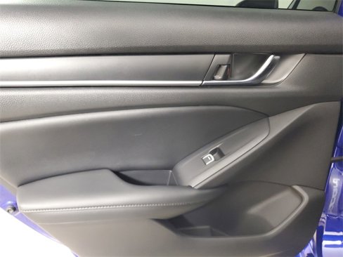 Used 2021 Honda Accord Sport Special Edition image 9