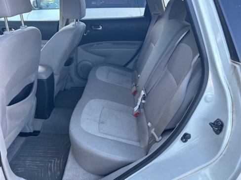 Used 2012 Nissan Rogue SV w/ Premium Pkg image 8