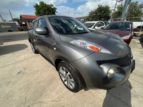 Used 2013 Nissan Juke SV w/ Sport Pkg image 3
