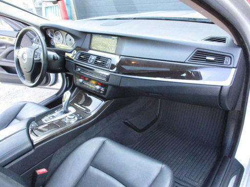 Used 2013 BMW 528i xDrive Sedan image 16