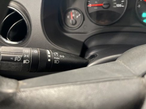 Used 2013 Jeep Patriot Sport image 31