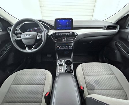 Used 2022 Ford Escape SE w/ Cold Weather Package image 13