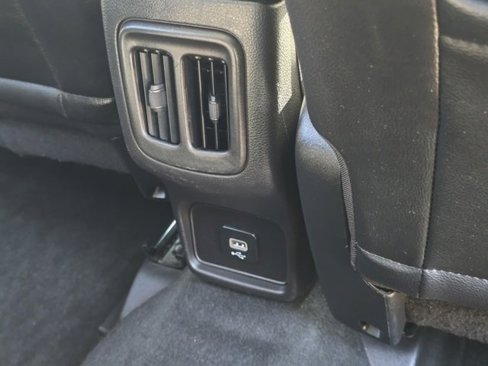 Used 2020 Jeep Compass Latitude w/ Cold Weather Group image 28
