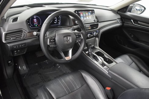 Used 2018 Honda Accord Touring image 19