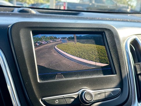 Used 2020 Chevrolet Equinox LT w/ Midnight Edition image 14