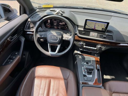 Used 2018 Audi Q5 2.0T Premium Plus w/ Premium Plus Package image 13