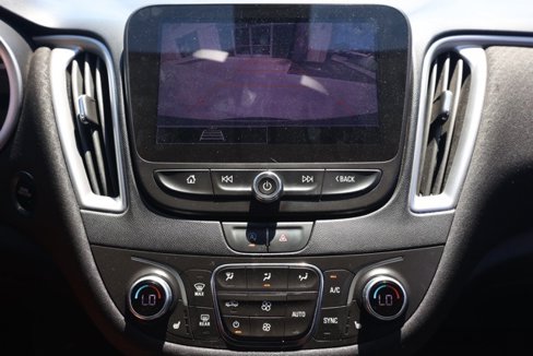 Used 2022 Chevrolet Malibu LT image 29