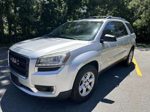 Used 2015 GMC Acadia SLE image 1