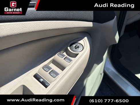 Used 2017 Ford Escape Titanium image 11
