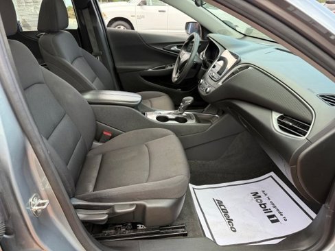 Used 2024 Chevrolet Malibu LT image 21