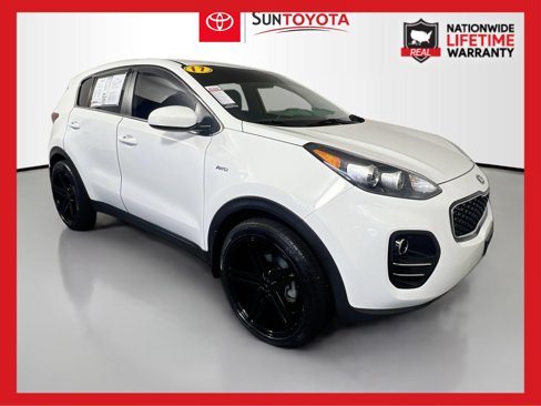 Used 2017 Kia Sportage LX image 1