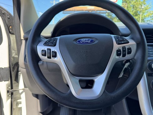 Used 2012 Ford Edge SE image 3