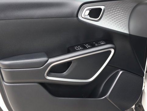 Used 2023 Kia Soul S image 13