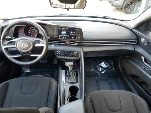 Certified 2023 Hyundai Elantra SEL image 11