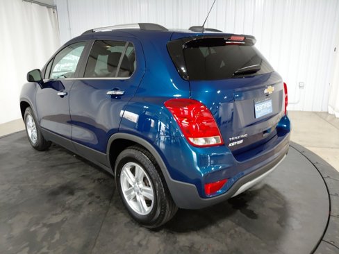 Certified 2020 Chevrolet Trax LT w/ LT Convenience Package image 6