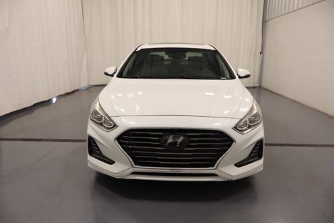 Used 2018 Hyundai Sonata Limited w/ Limited Ultimate Package 03 image 3