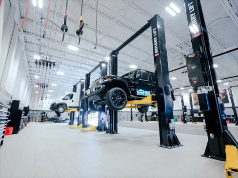 Certified 2022 Jeep Grand Cherokee L Laredo w/ Luxury Tech Group I image 33
