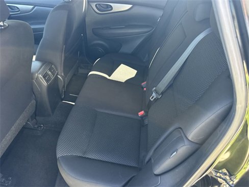 Certified 2021 Nissan Rogue Sport S image 15