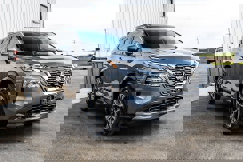 Used 2021 Nissan Rogue SV image 5