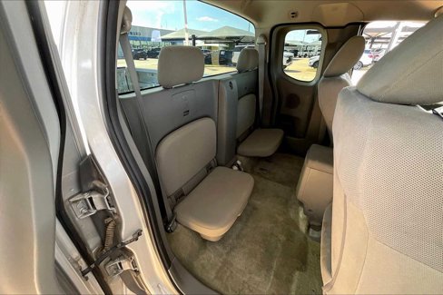 Used 2015 Nissan Frontier S image 18