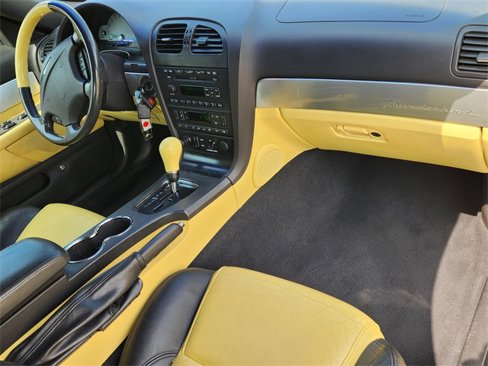 Used 2002 Ford Thunderbird image 12