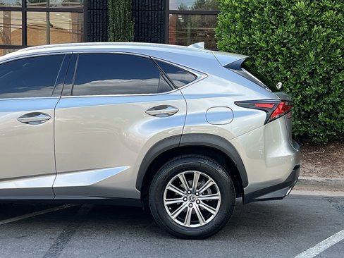 Used 2020 Lexus NX 300 FWD image 11