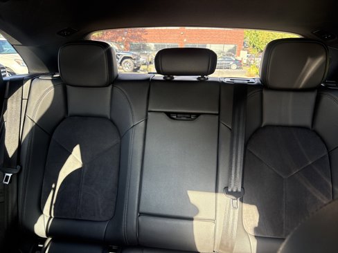 Used 2019 Porsche Macan image 28