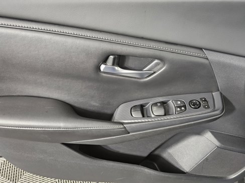 Used 2022 Nissan Sentra SV image 34