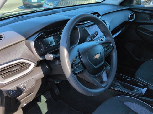 Used 2023 Chevrolet TrailBlazer LS image 20