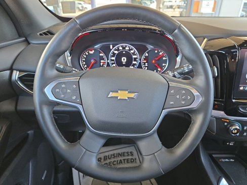 Used 2023 Chevrolet Traverse Premier image 21