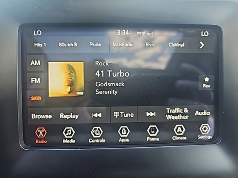 Used 2019 Jeep Cherokee Latitude Plus w/ Comfort/Convenience Group image 29