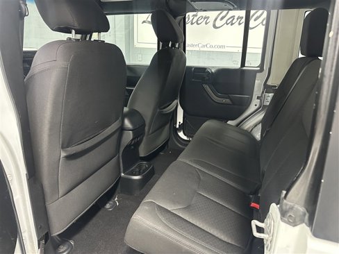 Used 2017 Jeep Wrangler Unlimited Sport image 3
