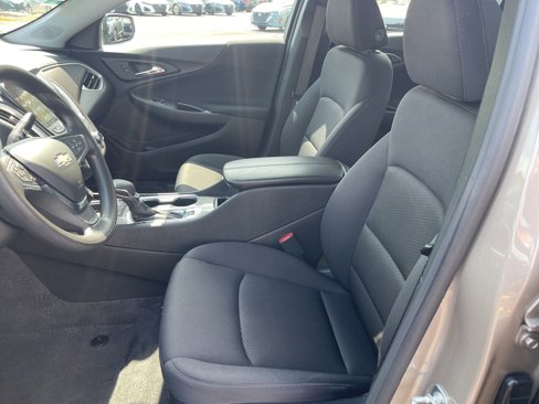 Used 2024 Chevrolet Malibu LT image 21