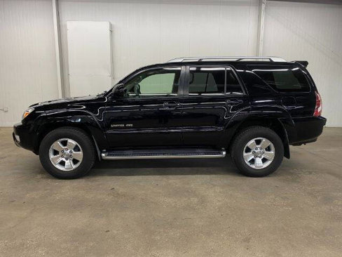 Used 2004 Toyota 4Runner Limited image 2