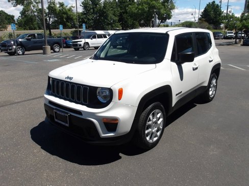 Used 2023 Jeep Renegade Latitude image 4