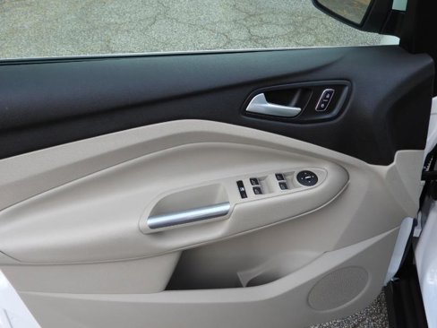 Used 2015 Ford C-MAX SEL w/ Equipment Group 302A image 44