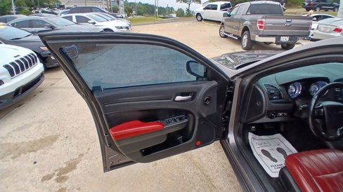 Used 2014 Chrysler 300 S image 10
