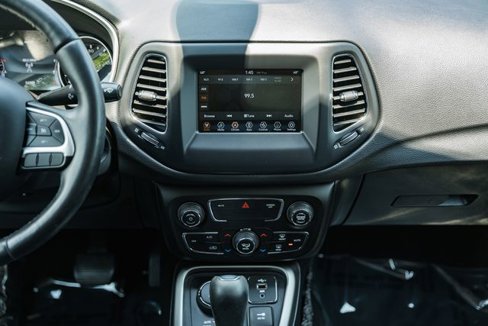 Used 2021 Jeep Compass Latitude w/ Convenience Group image 9