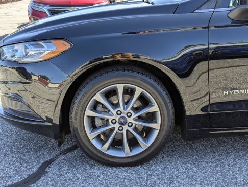 Used 2017 Ford Fusion S image 32