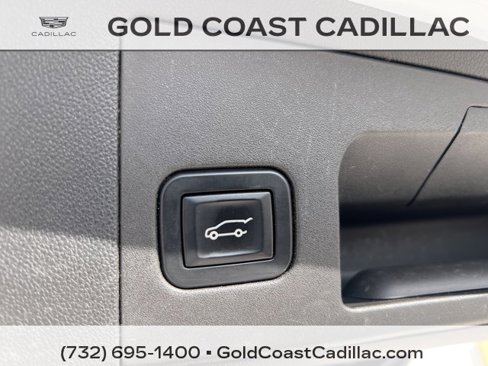 Used 2017 Cadillac XT5 Luxury w/ Driver Awareness Package image 12