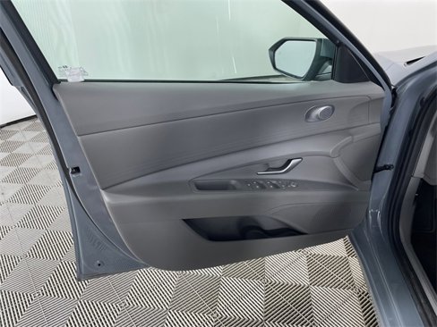 Certified 2023 Hyundai Elantra SEL image 11