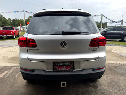 Used 2012 Volkswagen Tiguan SEL image 6