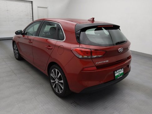 Used 2018 Hyundai Elantra GT image 5