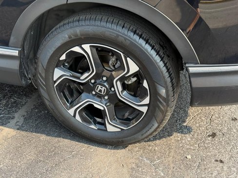 Used 2018 Honda CR-V Touring image 9