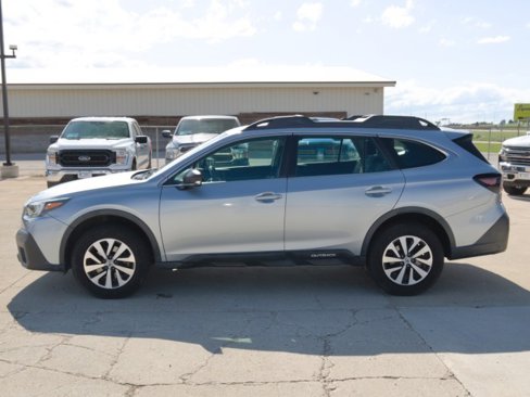 Used 2020 Subaru Outback image 3