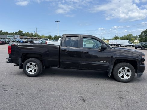 Used 2018 Chevrolet Silverado 1500 LT w/ All Star Edition image 7