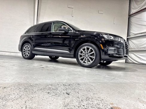 Used 2017 Audi Q7 3.0T Premium Plus image 7