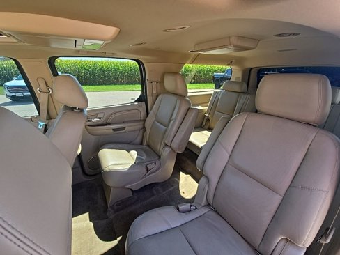 Used 2012 Cadillac Escalade ESV Luxury image 37