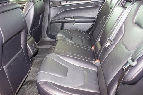Used 2017 Ford Fusion Titanium image 16